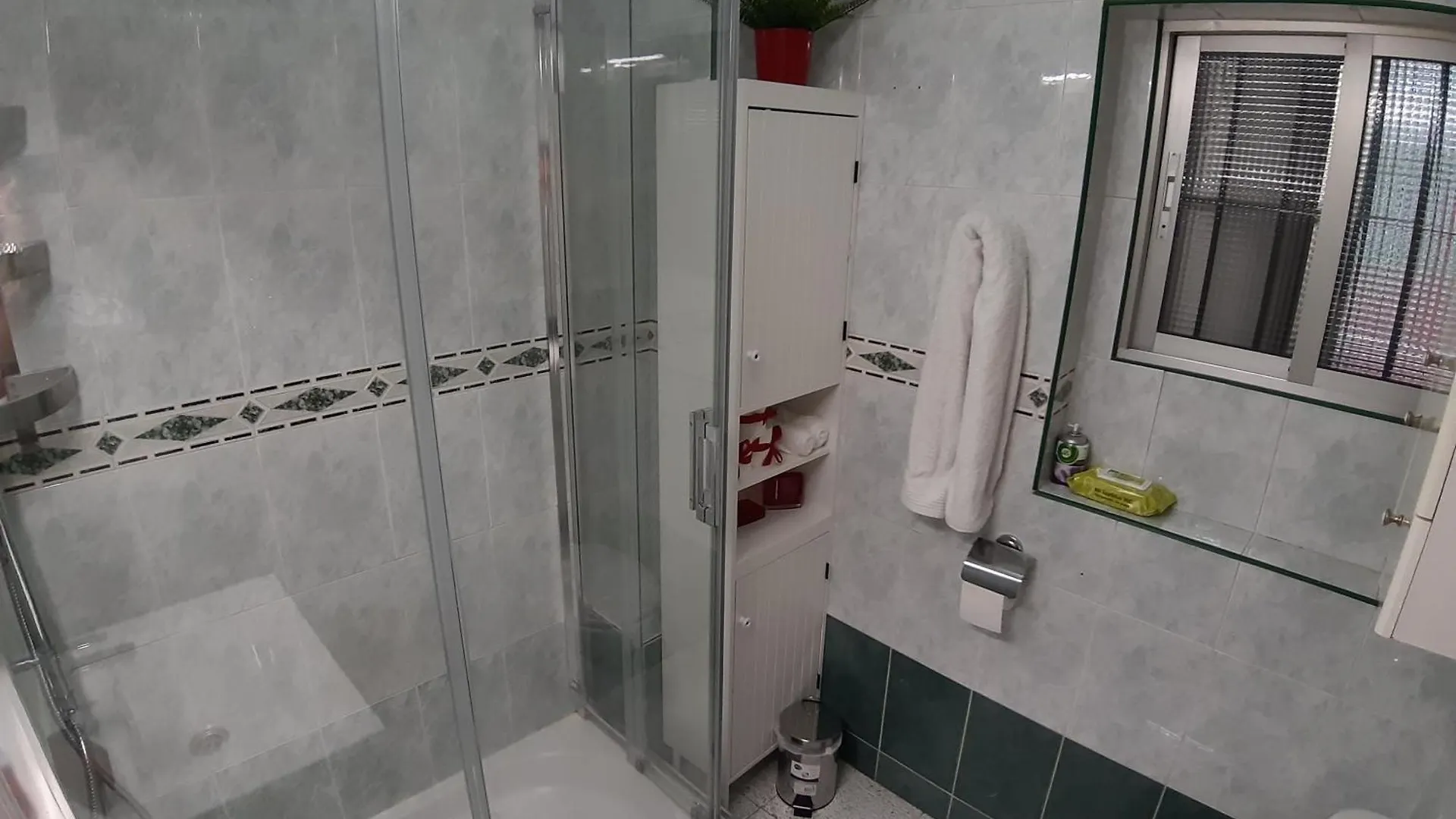 Fresh & Clean Room Sevilla 0*, Σεβίλλη Ισπανία