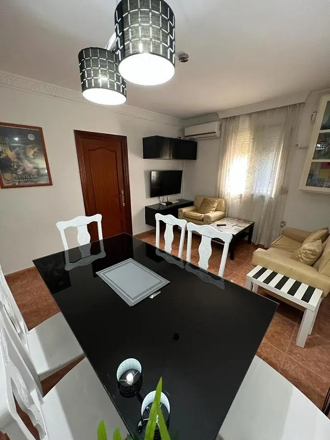 Fresh & Clean Room Sevilla Σεβίλλη